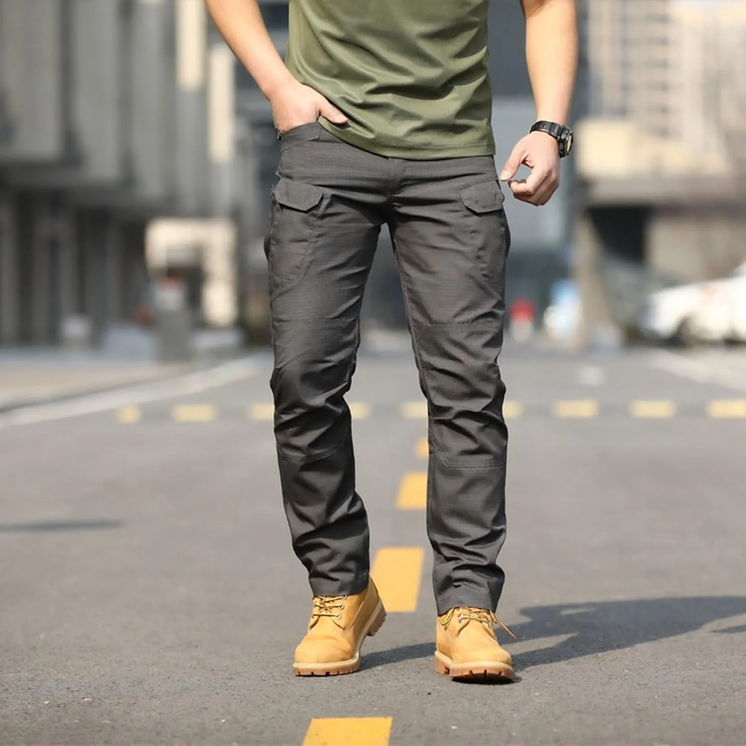 Mens Tactical Cargo Pants Work Hiking Pants Lightweight Outdoor Pants with Multi Pockets Relaxed Fit Camo Cargo Pants