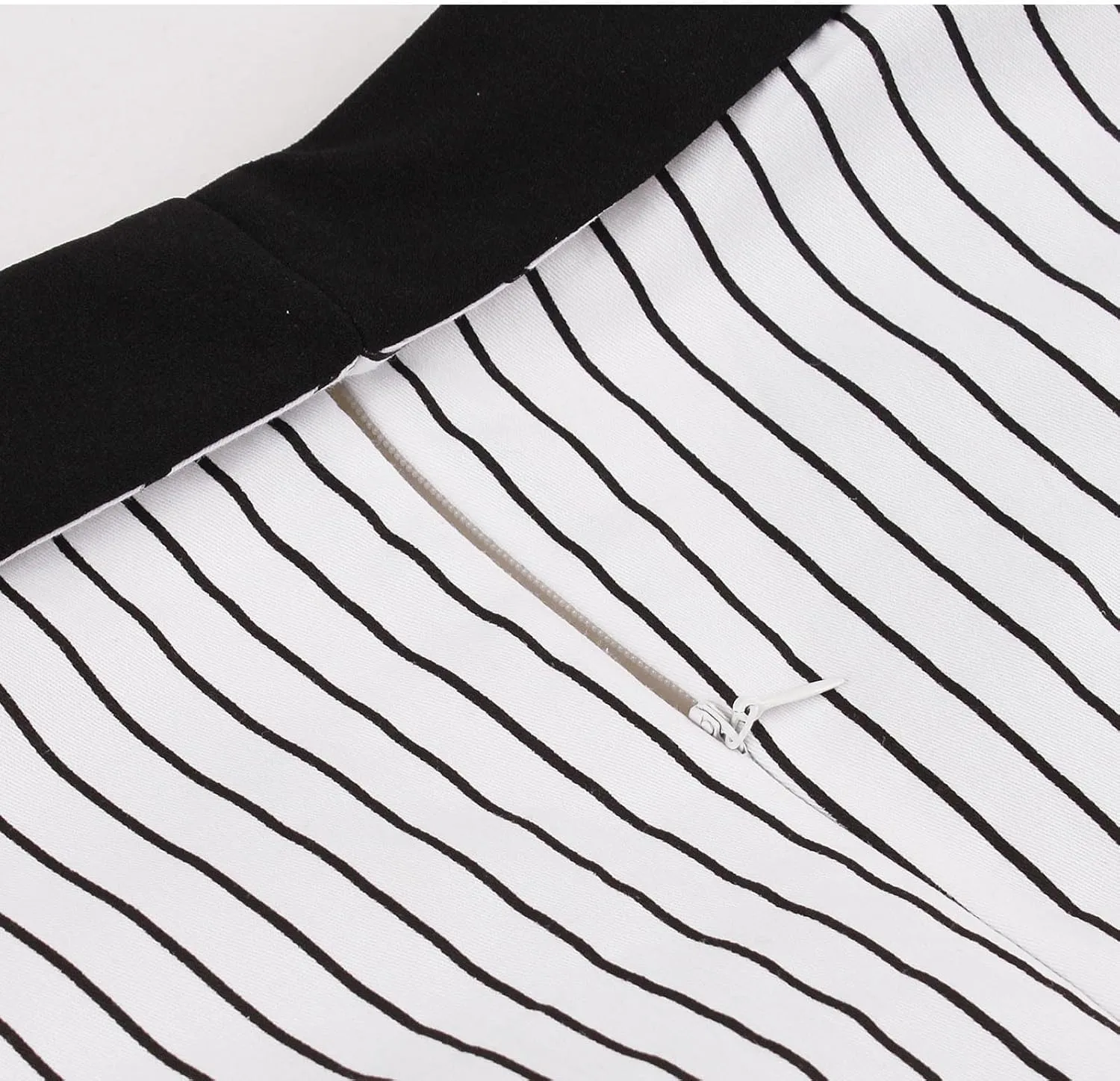 Womens 1950s Vintage Striped Cocktail Dresses Hepburn Style Doll Collar Short Sleeve A-Line Swing Dress with Pockets