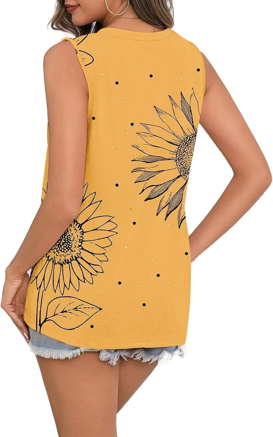 Women's Summer Tank Tops 2025 Fashion Pleated Crew Neck Floral Loose Fit Casual Sleeveless Flowy Boho Tunic Shirts