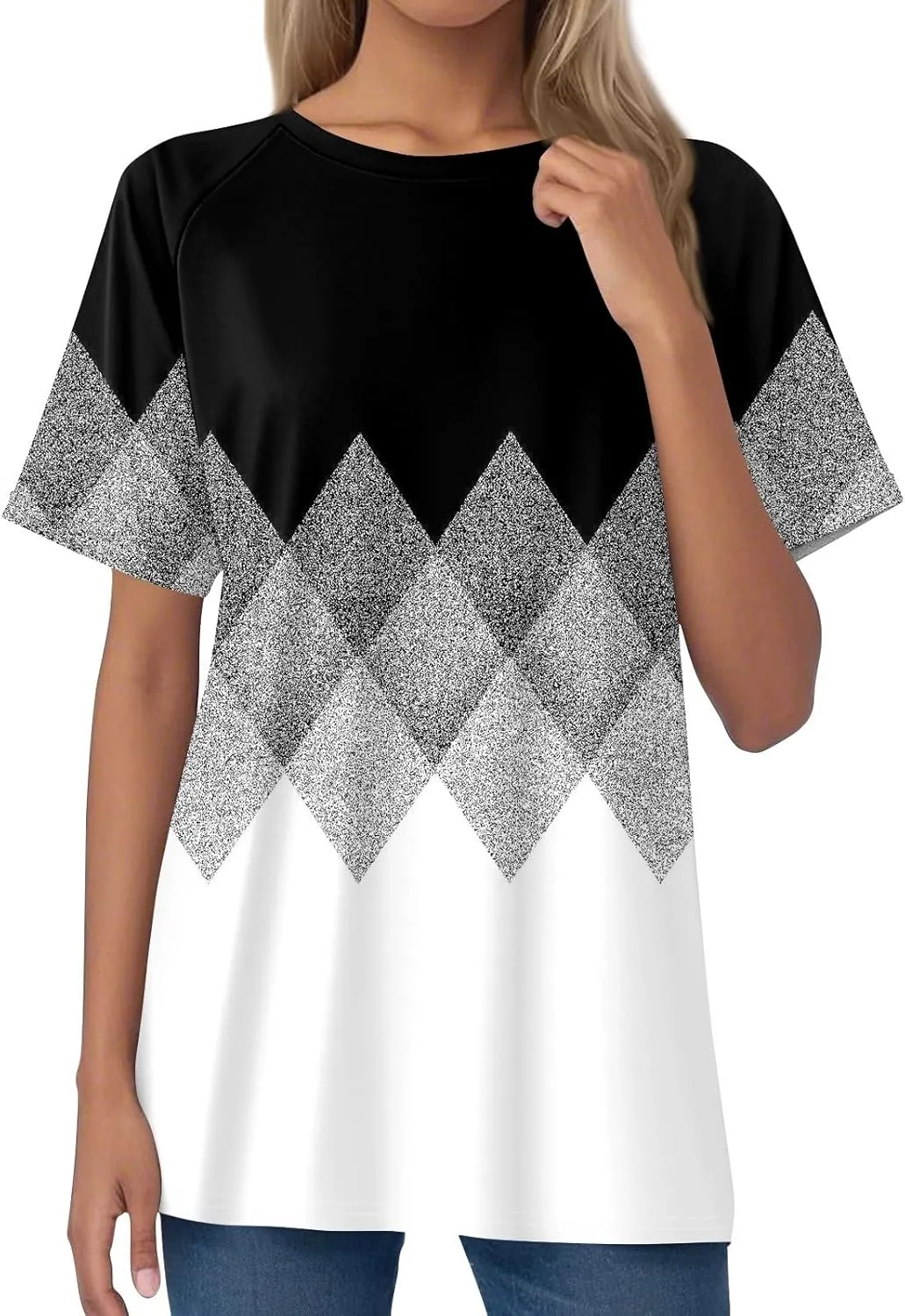 Womens Tops Short Sleeve T-Shirts 2025 Summer Dressy Casual Crew Neck Tunic Tops Loose Fit Shirts Blouses Outfits